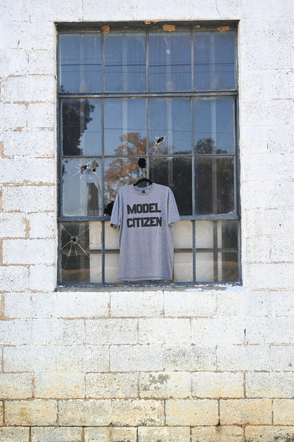 MODEL CITIZEN T-SHIRT
